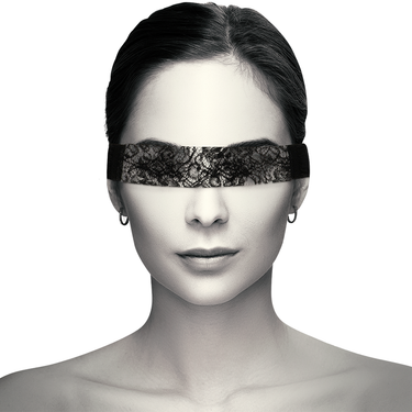 Maschera di Pizzo Coquette: Sensualità e Sensi Accresciuti
